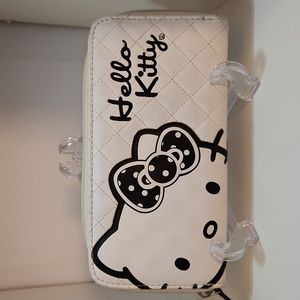 Hello Kitty White Zip around Women's Wallet with Black outlined Face & Black Bow